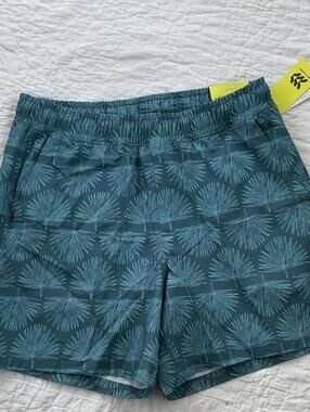 NWT All in Motion Palm print Swim Trunks Size Medium